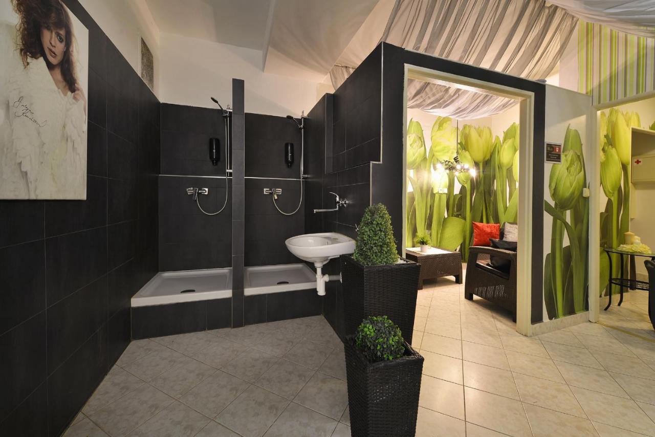 Parkhotel Morris Nový Bor מראה חיצוני תמונה